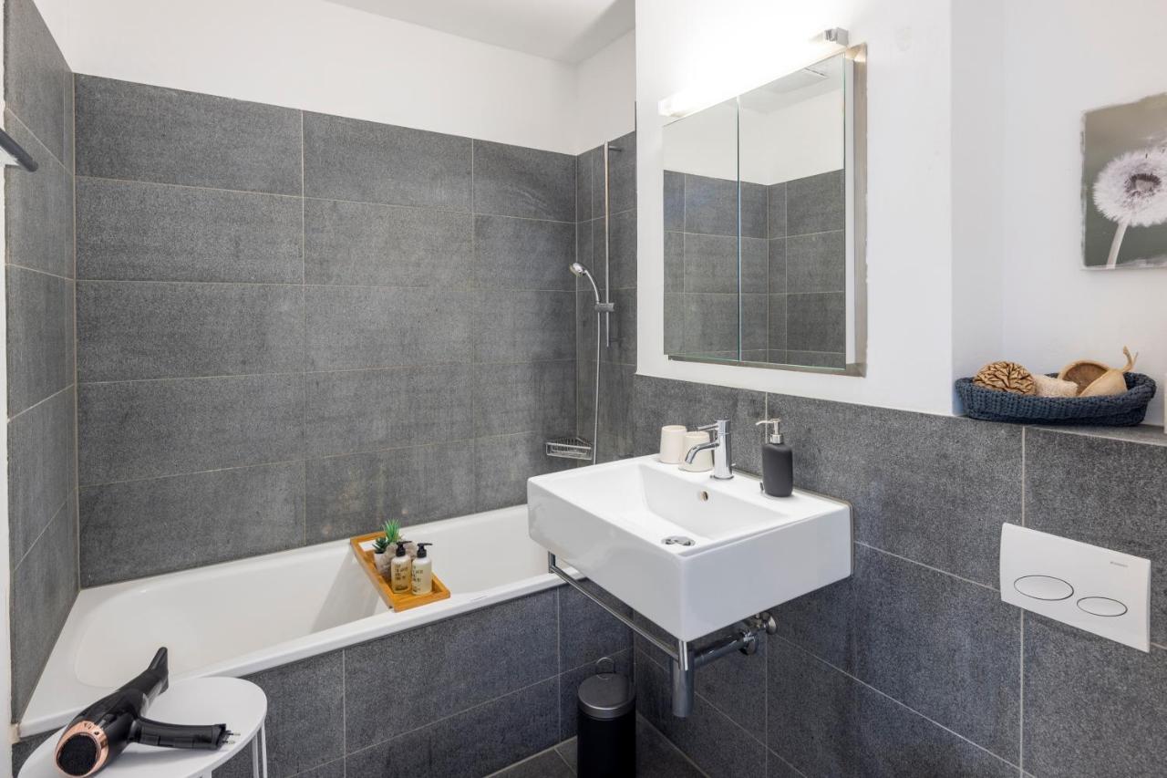 Stayy Green Oasis Near Zurich I Free Parking I Tv 迪蒂孔 外观 照片